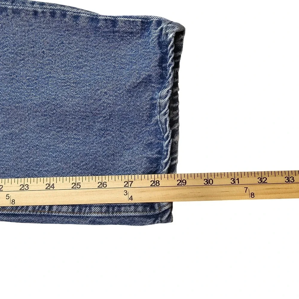 Vintage Levis 501 Mens Blue Light Wash Denim Jeans USA W40 L30 Button-fly